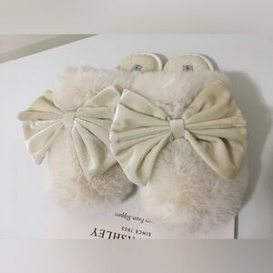 Laurel Ashley Slippers